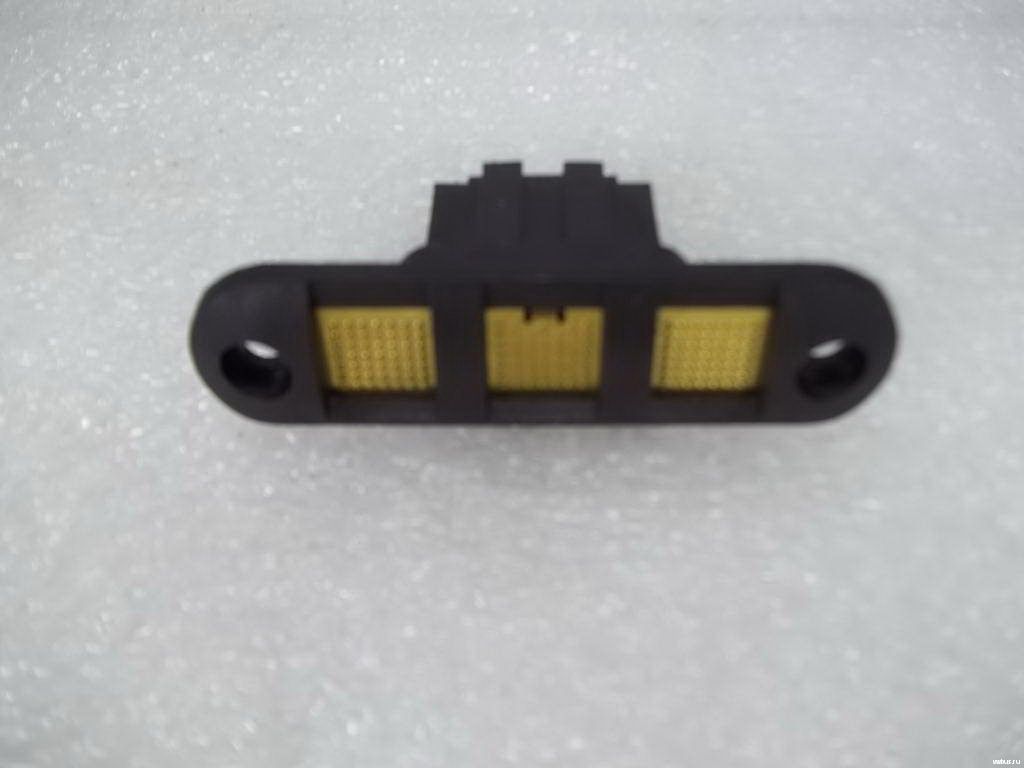 Контакты сдвижной двери фольксваген т4 701959375. 7700352943 фото. Контактная группа сдвижной двери форд транзит 2019. Фиксатор двери кадди 2002. Контактная группа сдвижной двери фольксваген кадди 2007г.