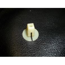 Обшивка днища пистон VAG 7H0825555A