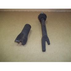 Тормоз задний штанга R левая резьба VAG 701609802 Б/У