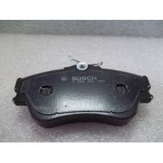 Колодки тормозные передние невентилируемые 15" 93->> BOSCH 0986461753