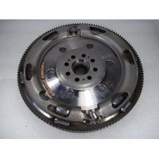 Маховик ANJ 052610>> BBE BBF AVR 99>> Luk 415019110