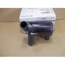 Помпа дополнительная электрическая VAG 7L0965561D
