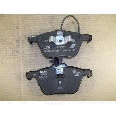 Колодки тормозные передние 99-->> VAG 7M3698151A