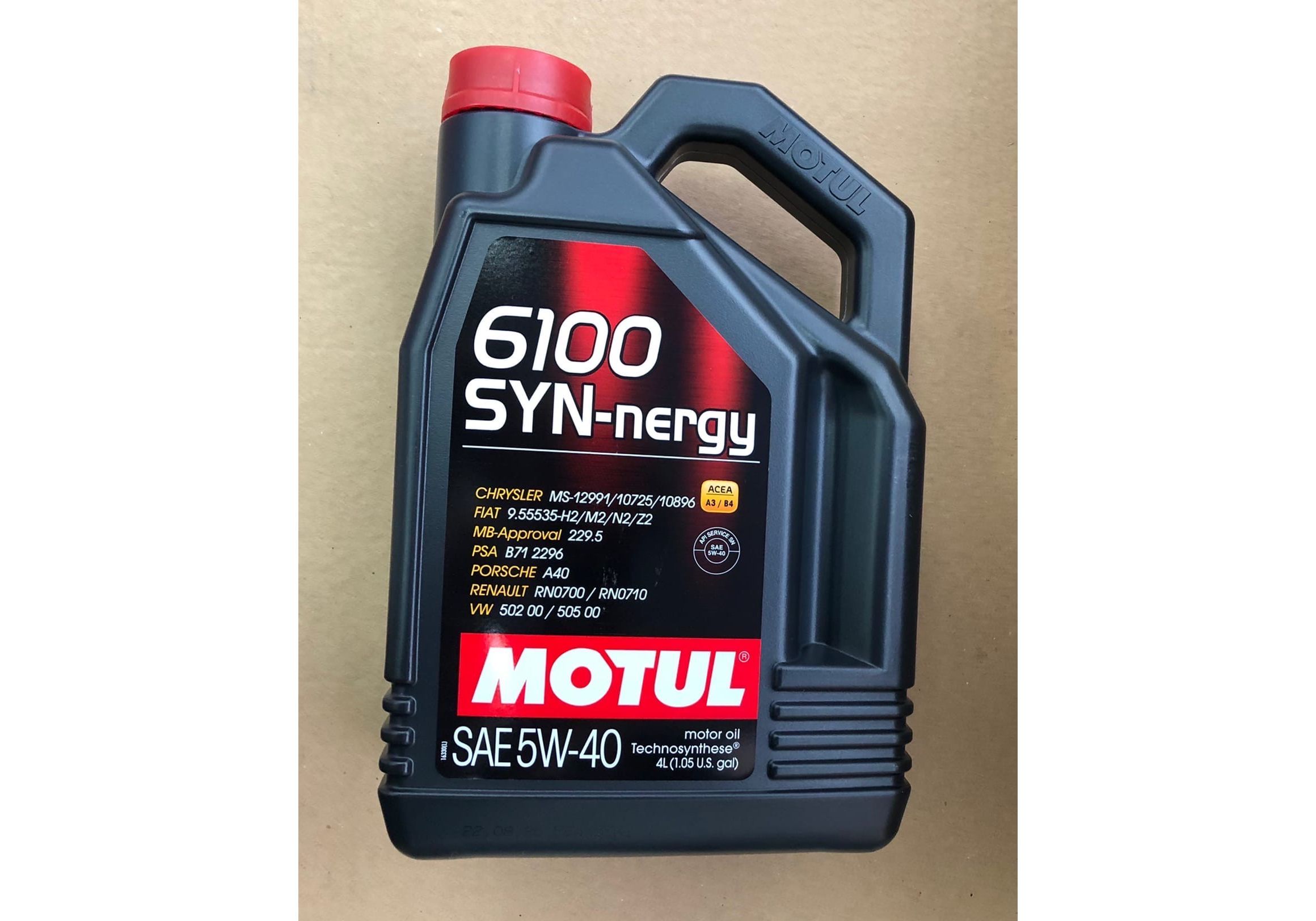 Моторное масло motul 4л. Motul 5w40 (4l) 6100 syn-NERGY масло моторное. 107978 Motul. Motul 6100 syn-NERGY 5w-30 4л. Масло Motul 5w40 6100 syn-Energy для ВАЗ.