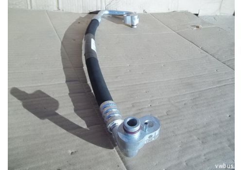 Трубка кондиционера VAG 7H0820721AE