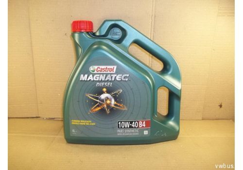 Моторное масло Magnatec Diesel 10W40 4 л полусинтетическое  Castrol 15CA30