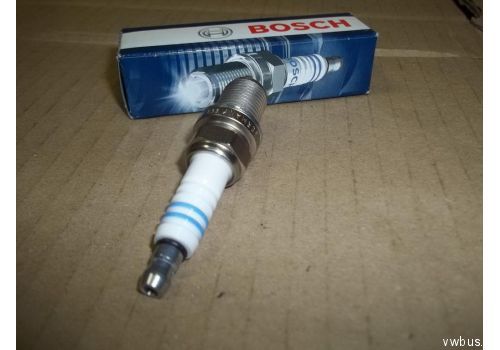 Свеча зажигания AES BOSCH 0242229613