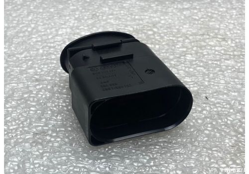 Корпус плоского разъема полукруглый 8 контакта VAG 8D0973834
